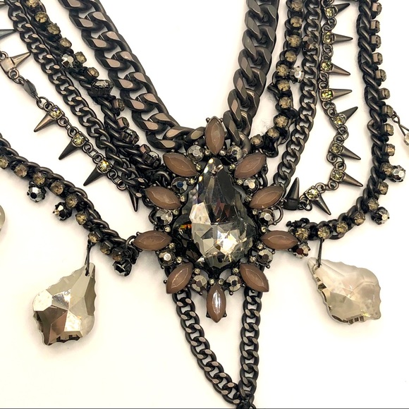 VINTAGE GOTHIC STYLE STATEMENT NECKLACE - Picture 4 of 14